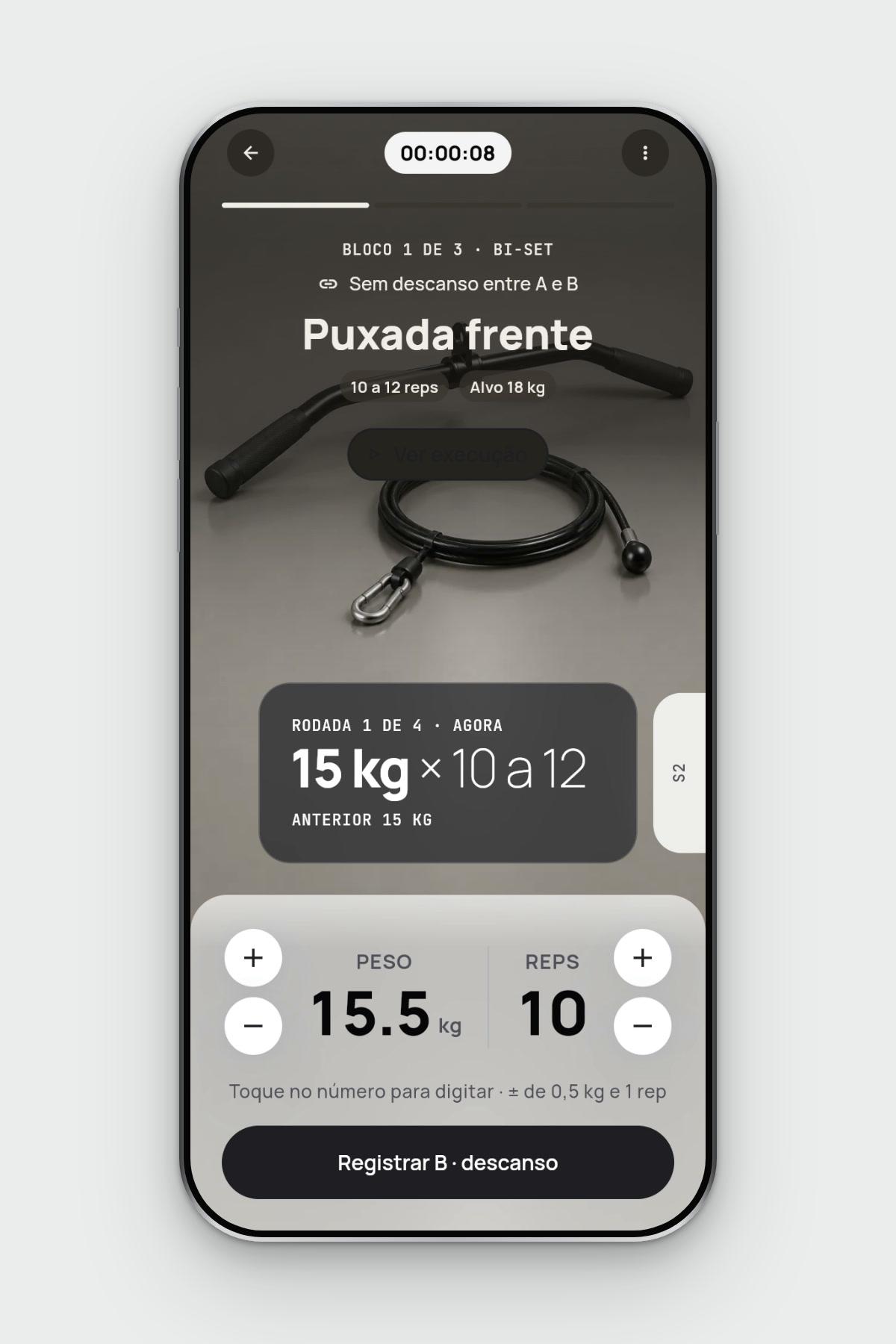 Maestro — exercise in progress, logging weight and reps